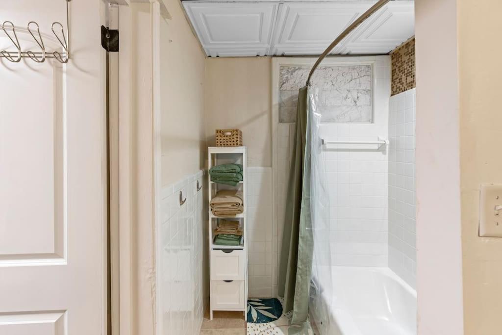Cozy Buckhead Suite - Great Area, Free Easy Parking, Near Shops And Restaurants Ατλάντα Εξωτερικό φωτογραφία