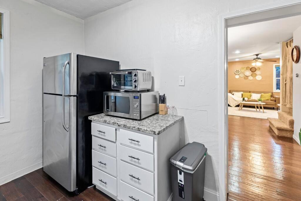 Cozy Buckhead Suite - Great Area, Free Easy Parking, Near Shops And Restaurants Ατλάντα Εξωτερικό φωτογραφία