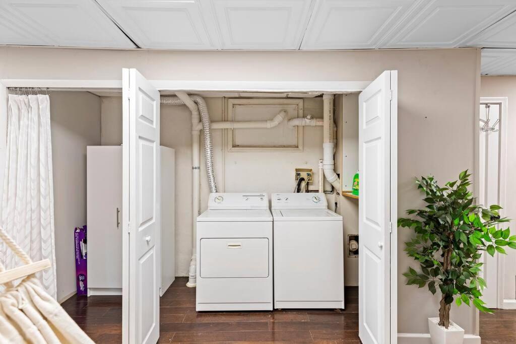Cozy Buckhead Suite - Great Area, Free Easy Parking, Near Shops And Restaurants Ατλάντα Εξωτερικό φωτογραφία